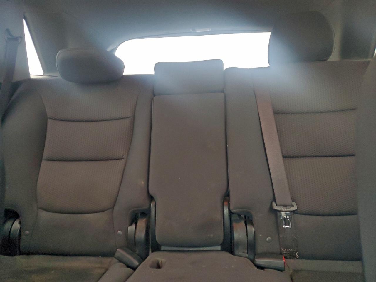 Kia Sorento Base Image 9