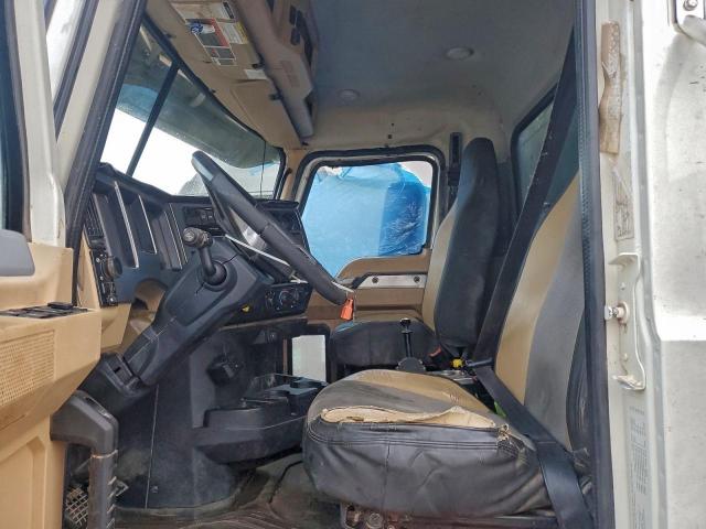 Mack Granite Image 2