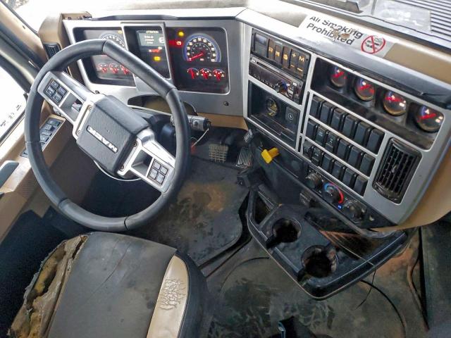 Mack Granite Image 6