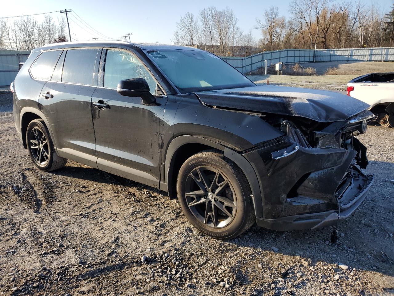 Toyota Grand High Xle Image 9