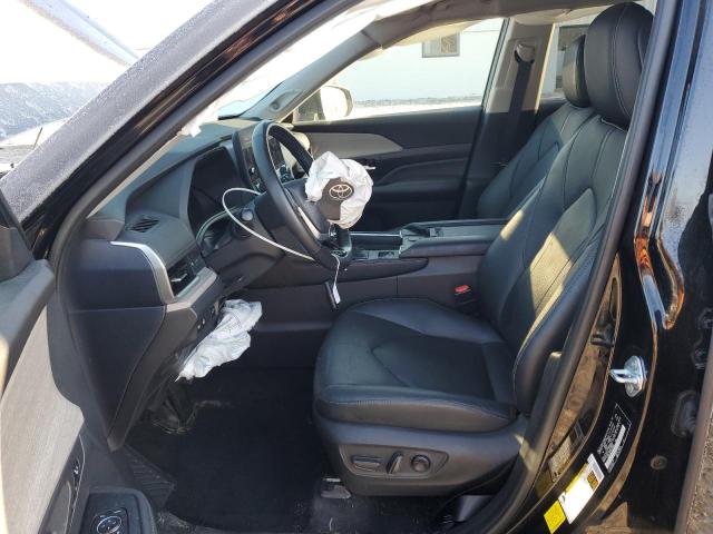 Toyota Grand High Xle Image 12