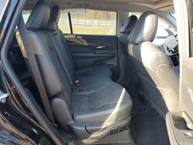 Toyota Grand High Xle Image 10