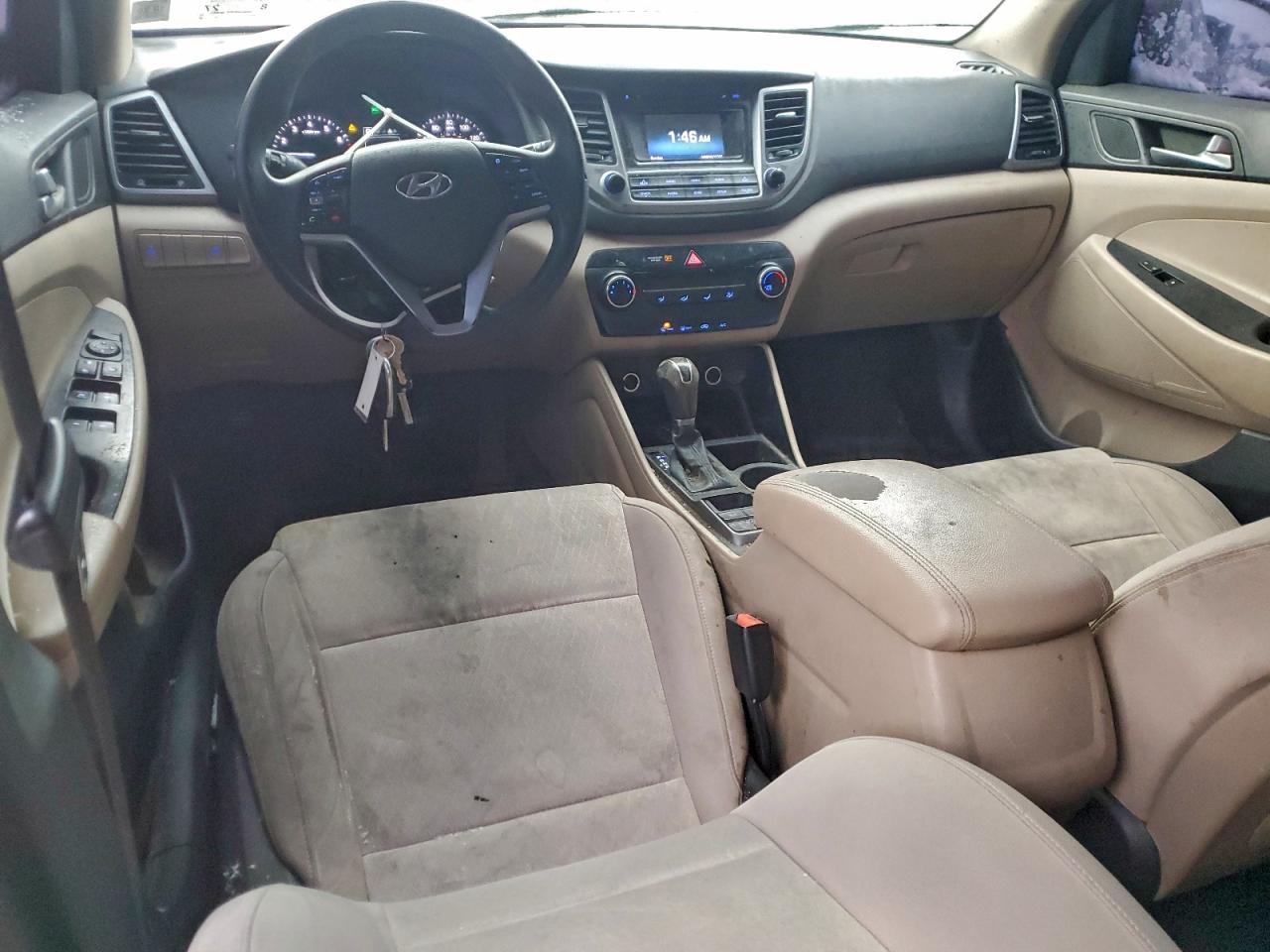 Hyundai TUCSON Limited Image 6