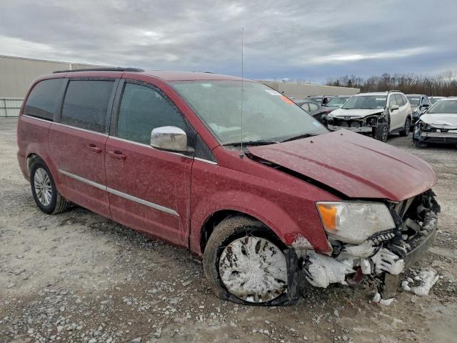 Chrysler Minivan Touring L Image 3