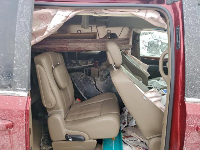 Chrysler Minivan Touring L Image 13