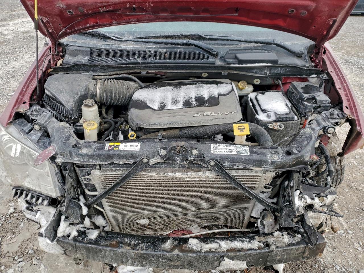 Chrysler Minivan Touring L Image 10