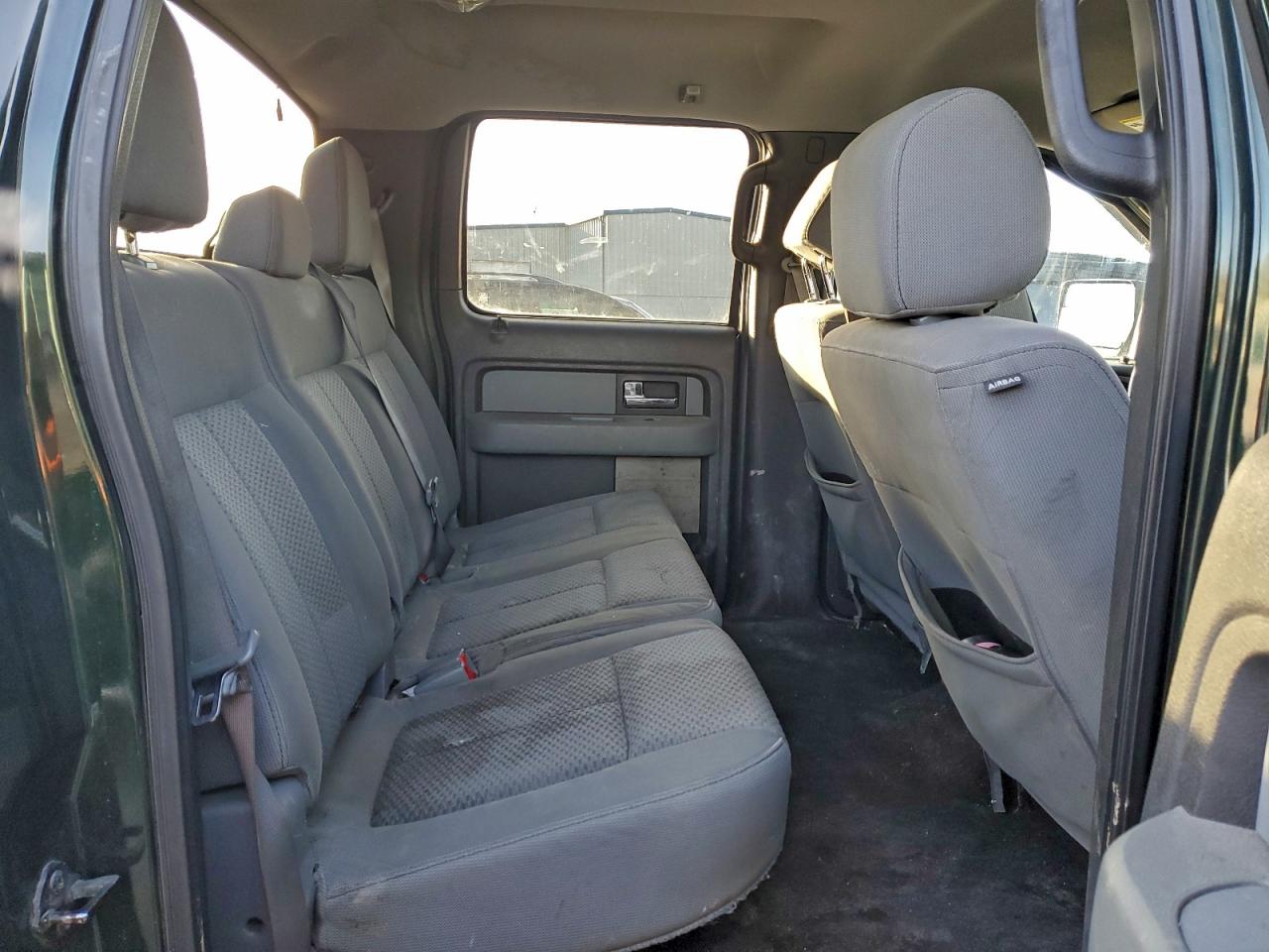 Ford F-150 Supercrew Image 4