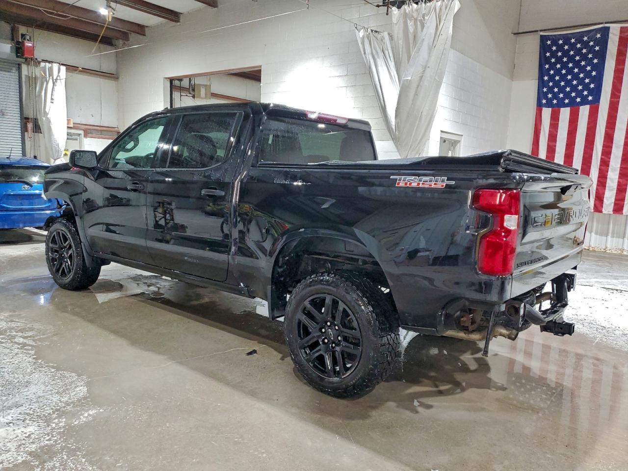 Chevrolet Silverado K1500 Trail Boss Custom Image 4