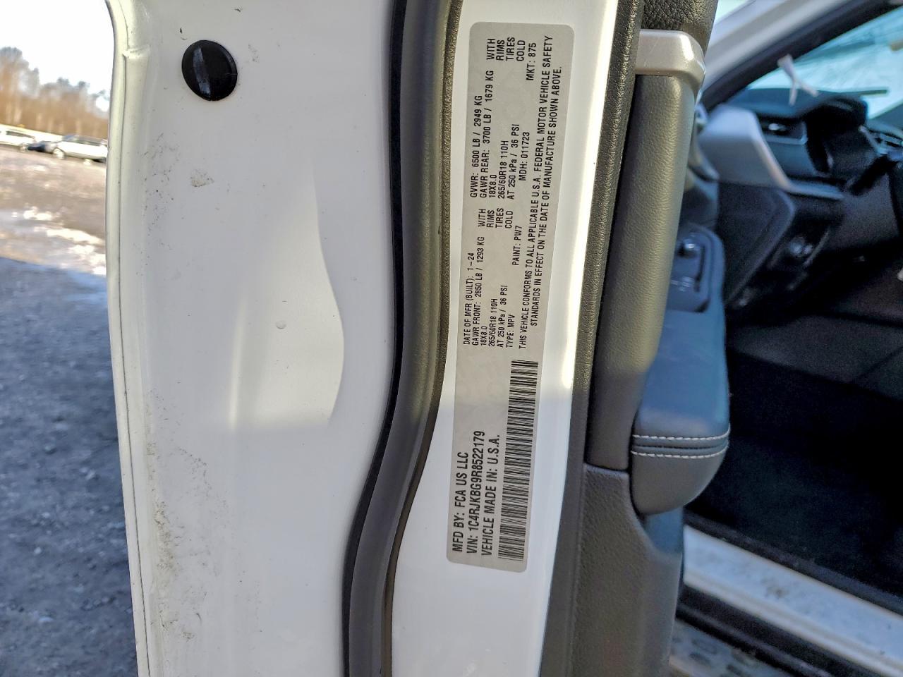 Jeep Grand Cherokee L Limited Image 14