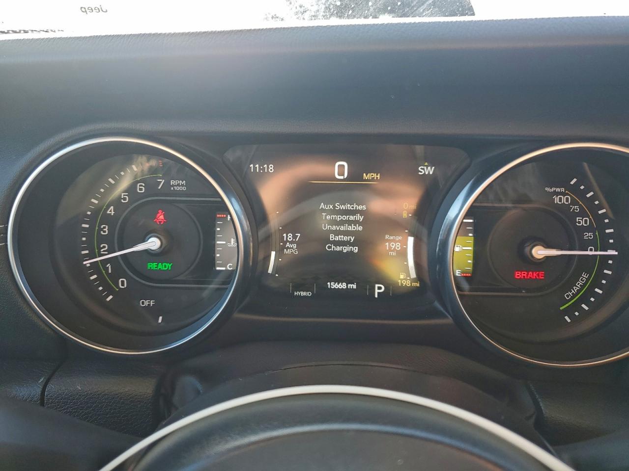 Jeep Wrangler Sahara 4xe Image 10