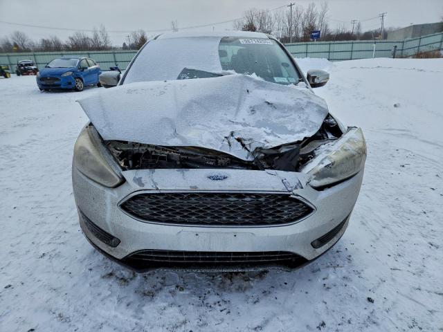 Ford Focus Se Image 8