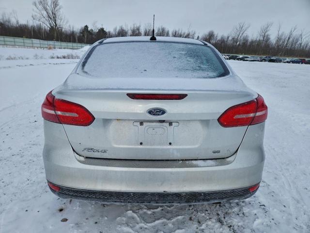 Ford Focus Se Image 5