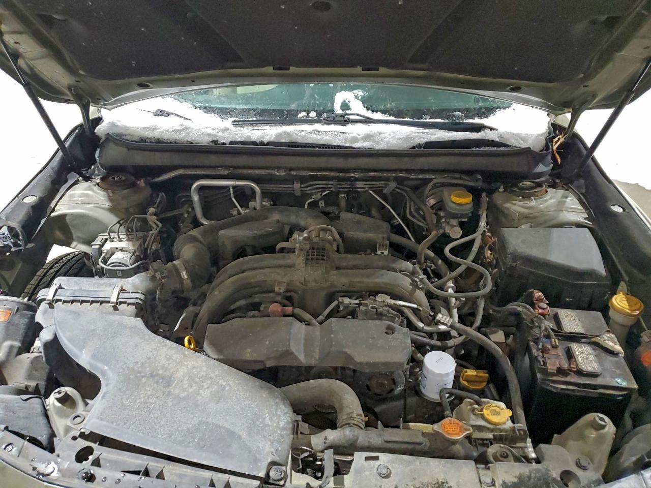 Subaru Outback 2.5i Limited Image 11