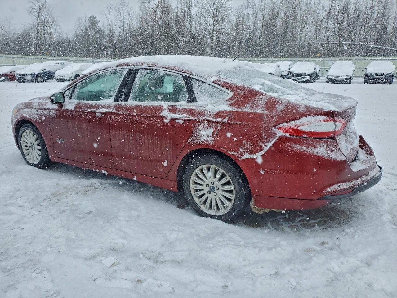 Ford Fusion Se Phev Image 5