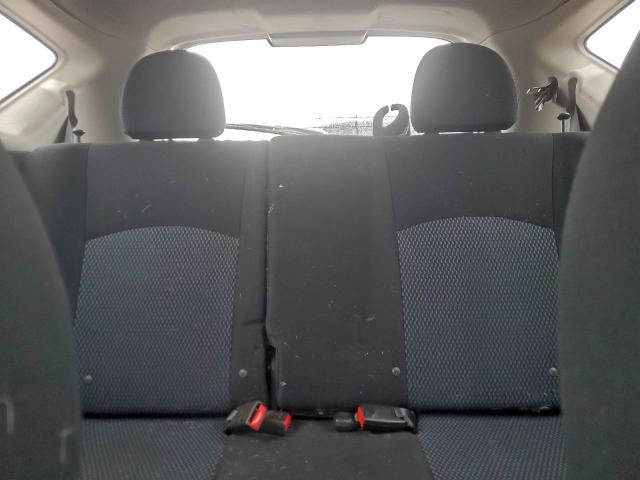 Nissan Versa S Image 7