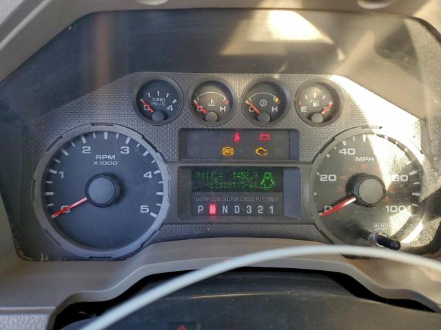 Ford F-550 Super Duty Image 11