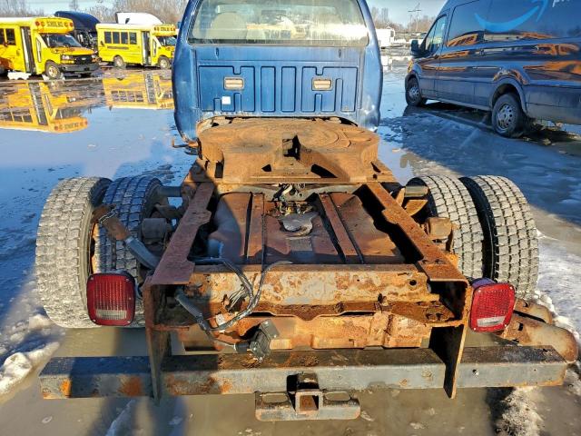 Ford F-550 Super Duty Image 8