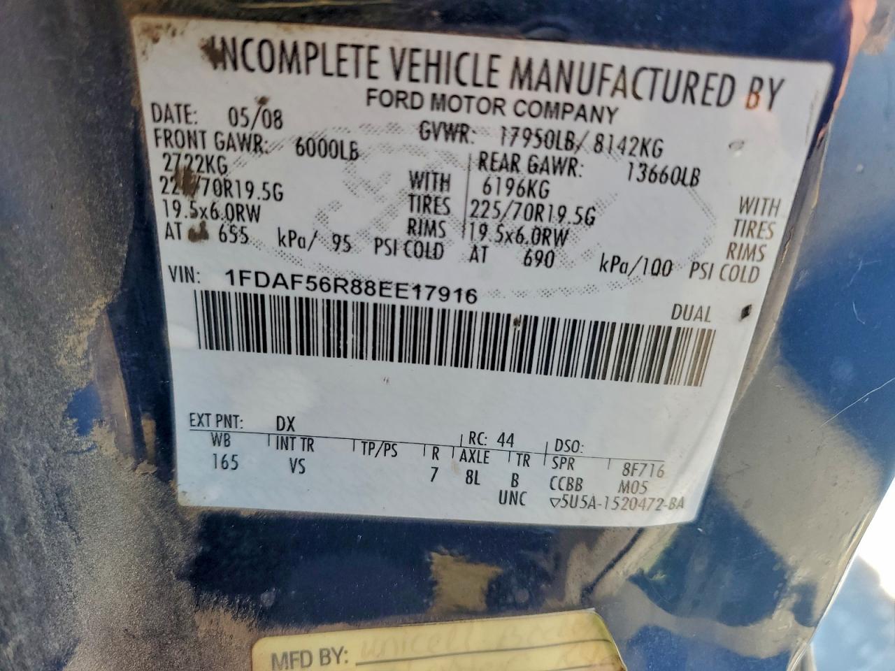 Ford F-550 Super Duty Image 6