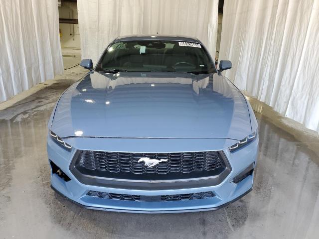 Ford Mustang Image 5