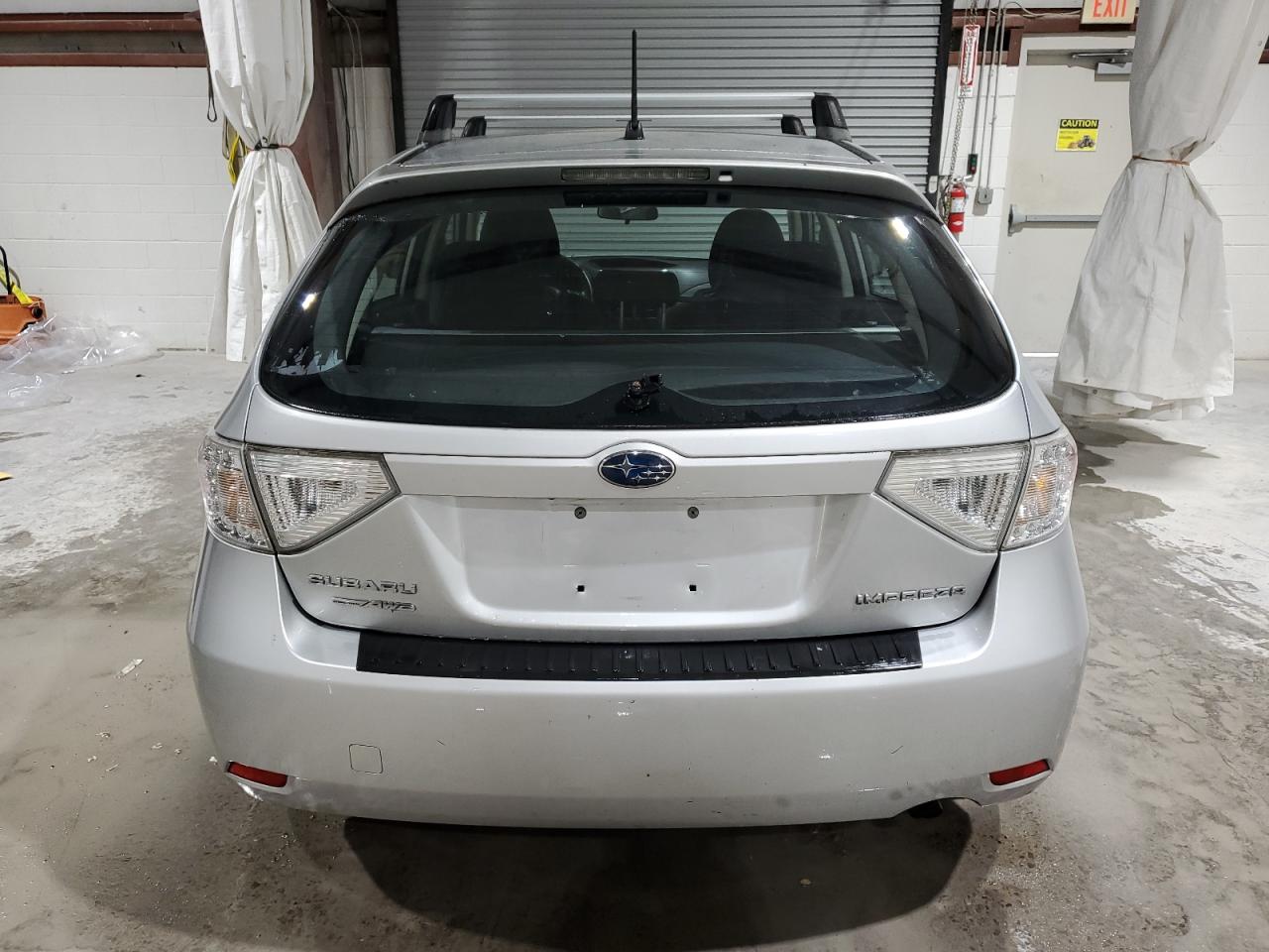 Subaru Impreza 2.5i Image 9