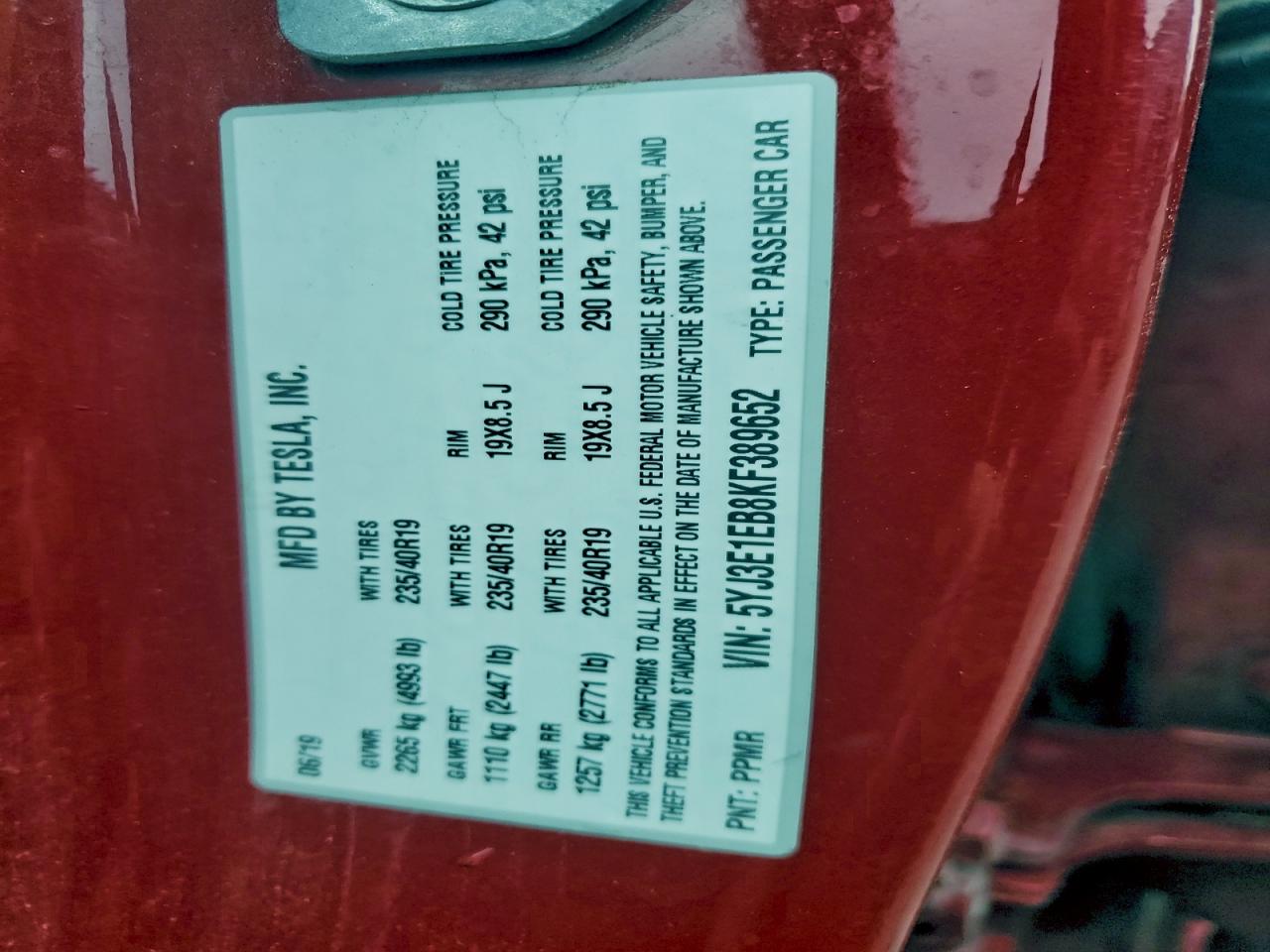 Tesla Model 3 Image 12