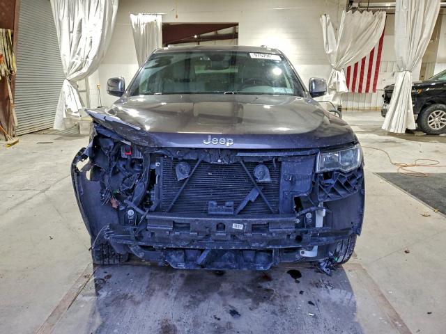 Jeep Grand Cherokee Limited Image 11