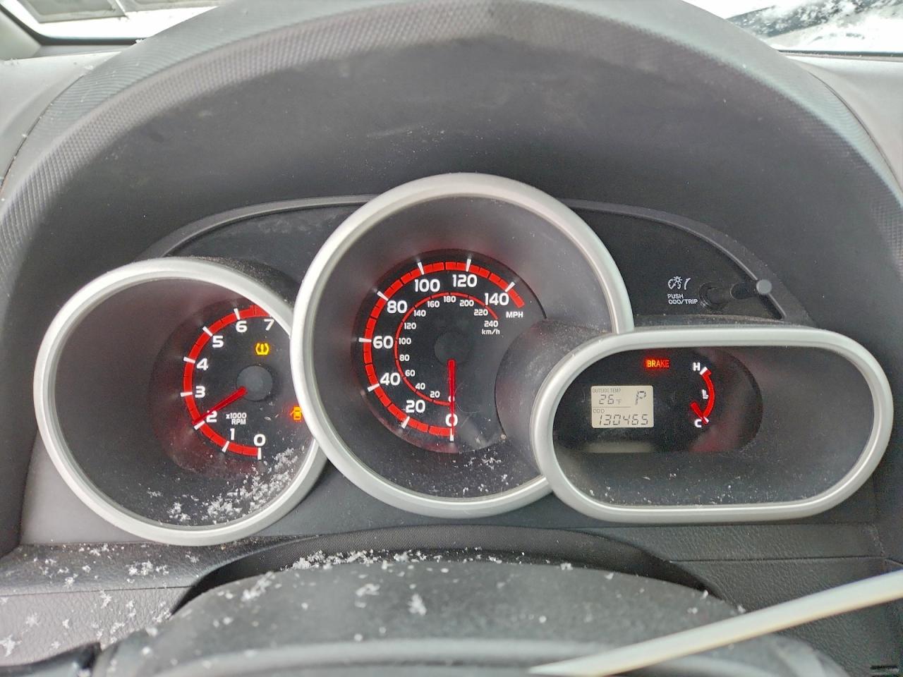 Pontiac Vibe Image 8