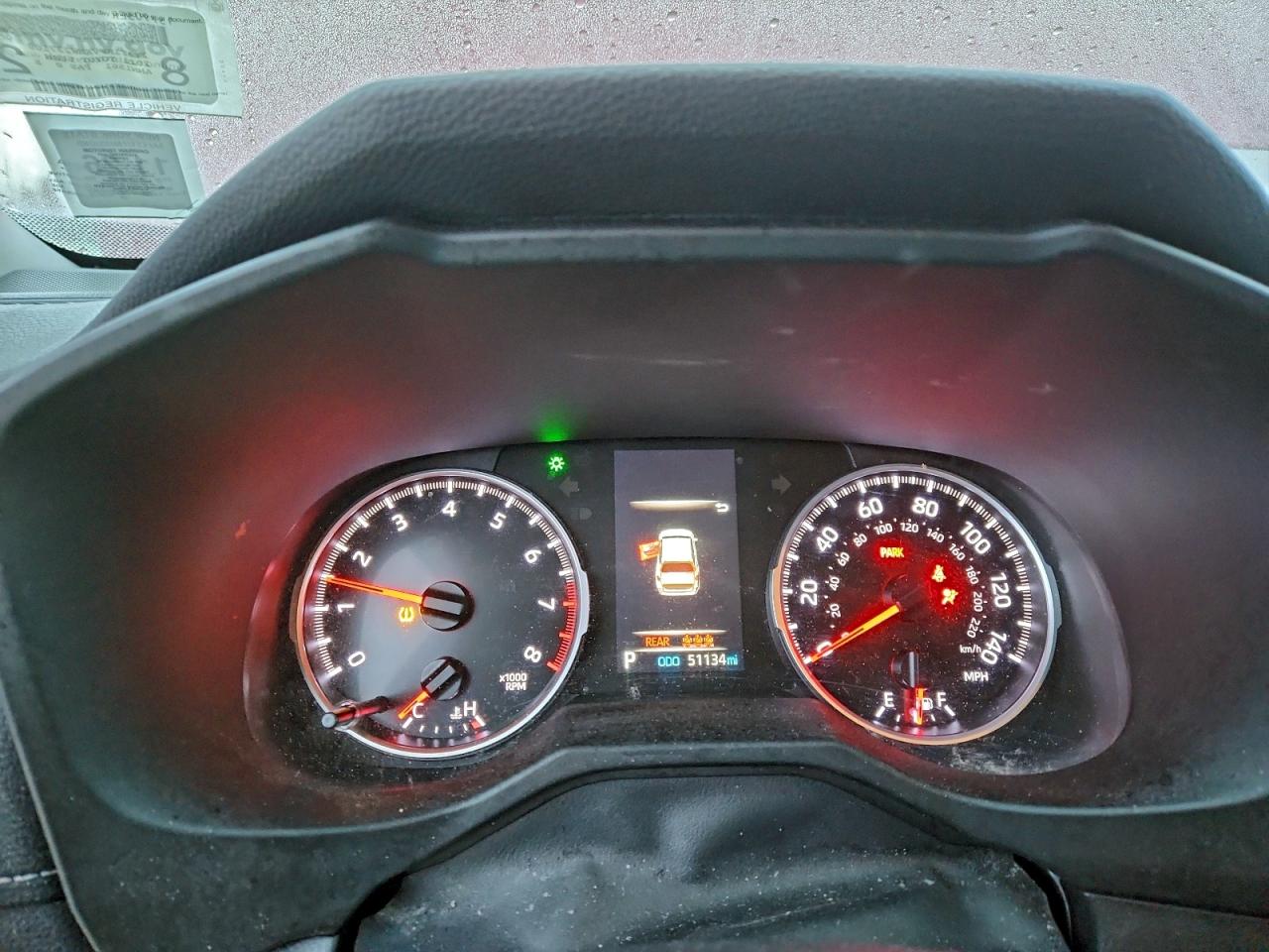 Toyota RAV4 Le Image 6