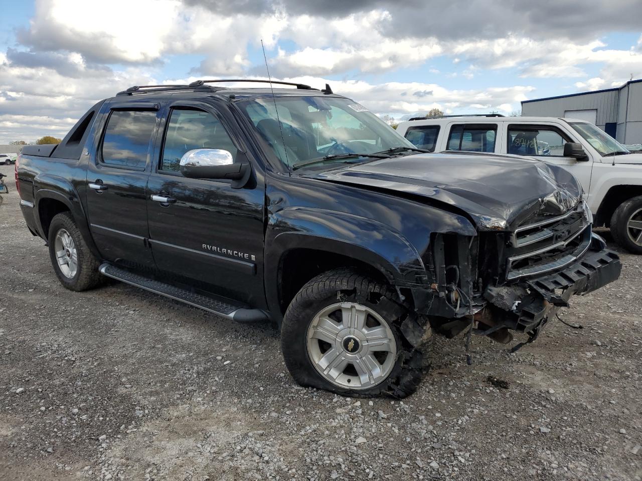 Chevrolet Avalanche K1500 Image 2