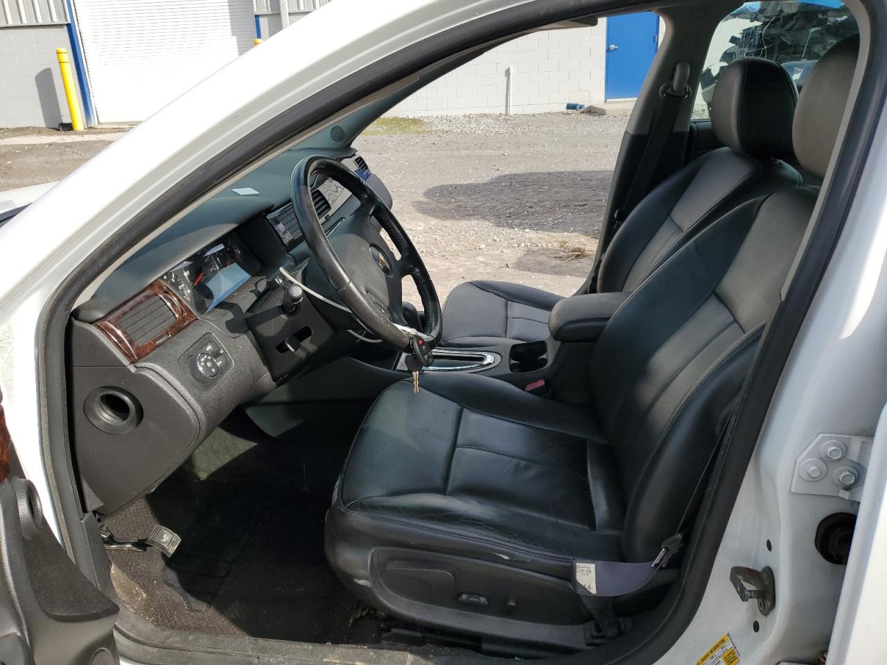 Chevrolet Impala Ltz Image 6